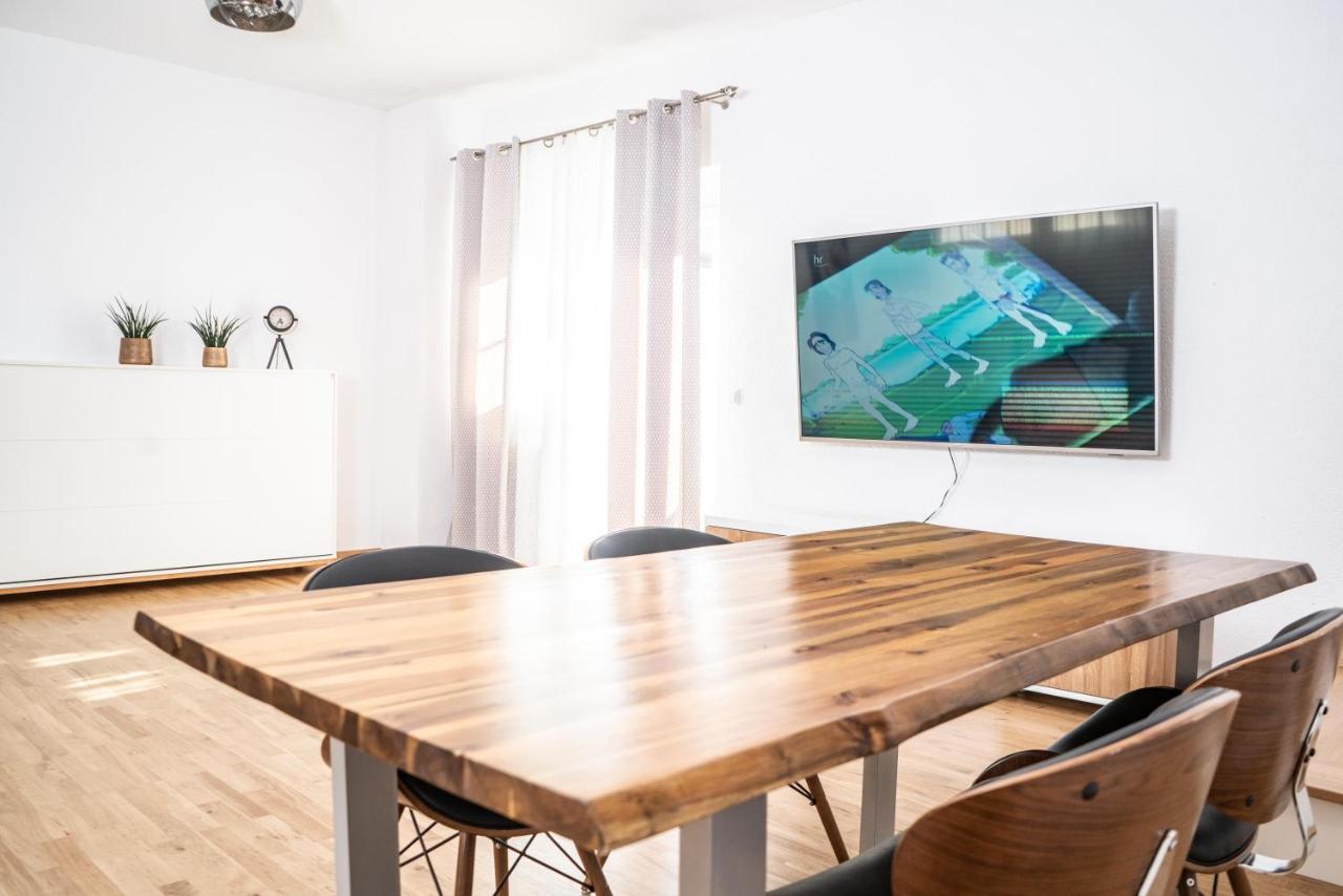 City Wohnung K2 Klimatisiert Friedrichshafen Luaran gambar